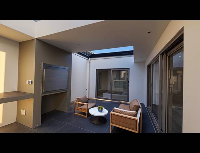 3 BEDROOM HOUSE FOR SALE IN LANGEBAAN COUNTRY ESTATE